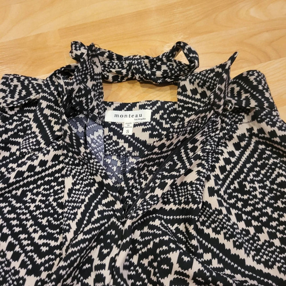 Monteau High Waist patterned black shorts size small - Picture 3 of 4